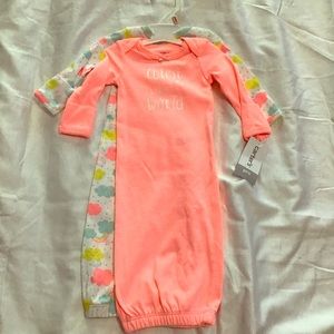 🌻Baby girl infant gown coral clouds preemie